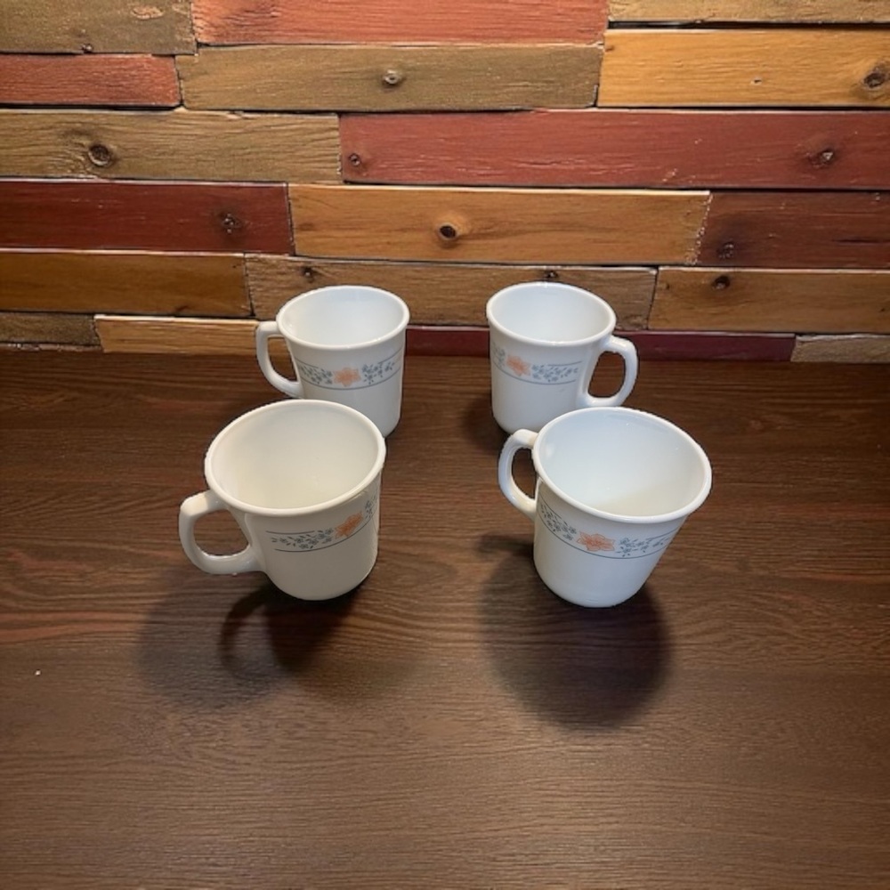 Set of 4 Vintage Corning Wear Apricot Grove Mugs
